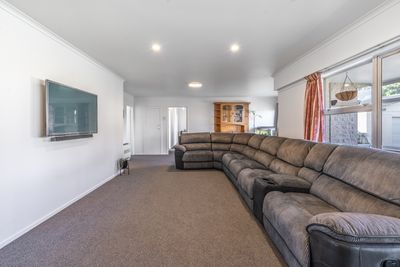 110 Kew Road, Kew, Invercargill City, Southland | Tall Poppy 