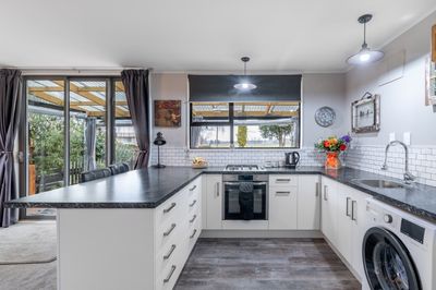 10 Freshford Plains Station Road, Waikaia, Southland | Tall Poppy 
