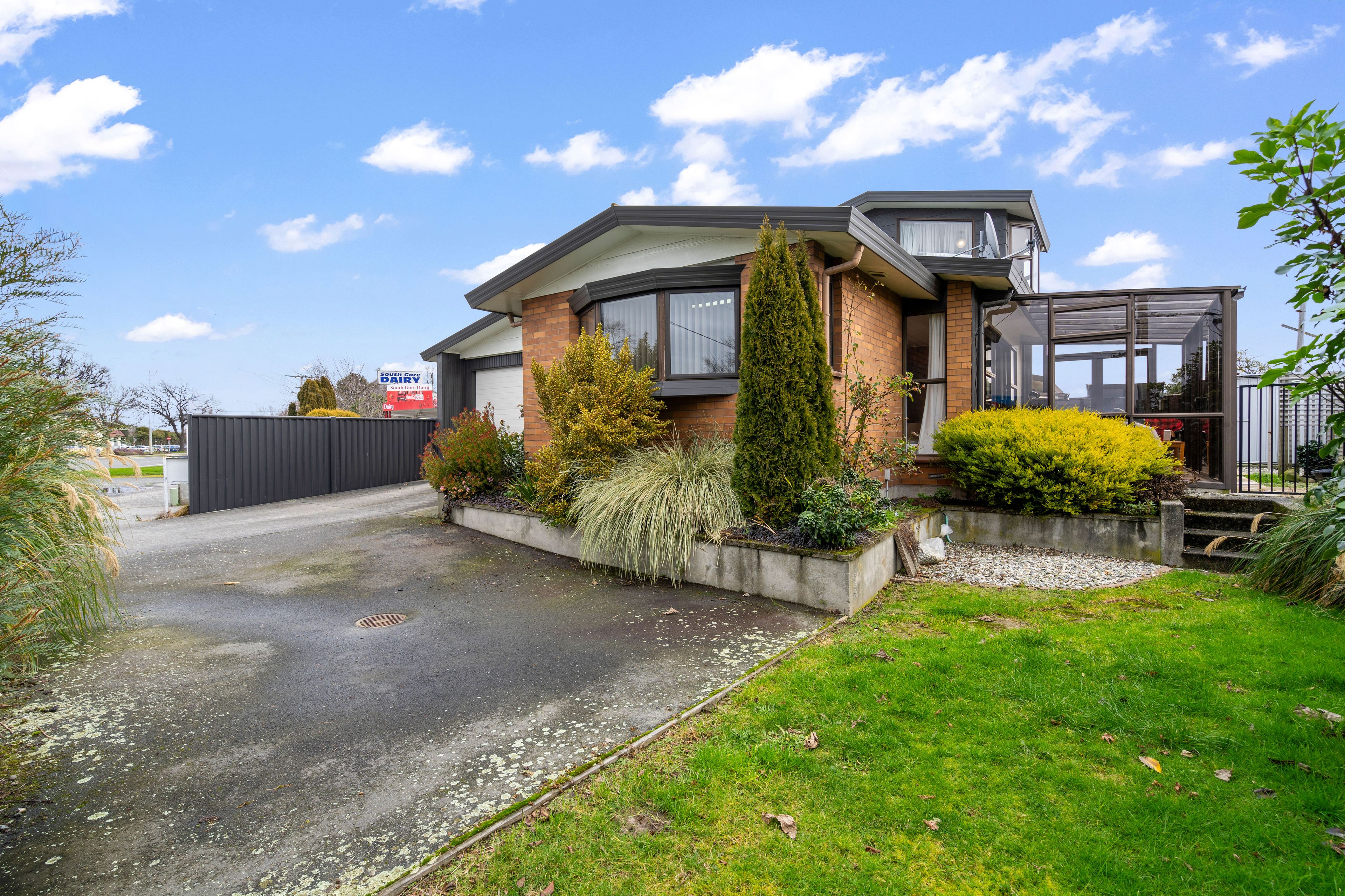 226A Main Street, Gore, Southland | Tall Poppy