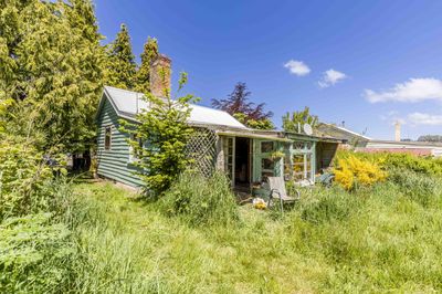 12 Ettrick Street, Nightcaps, Southland | Tall Poppy 
