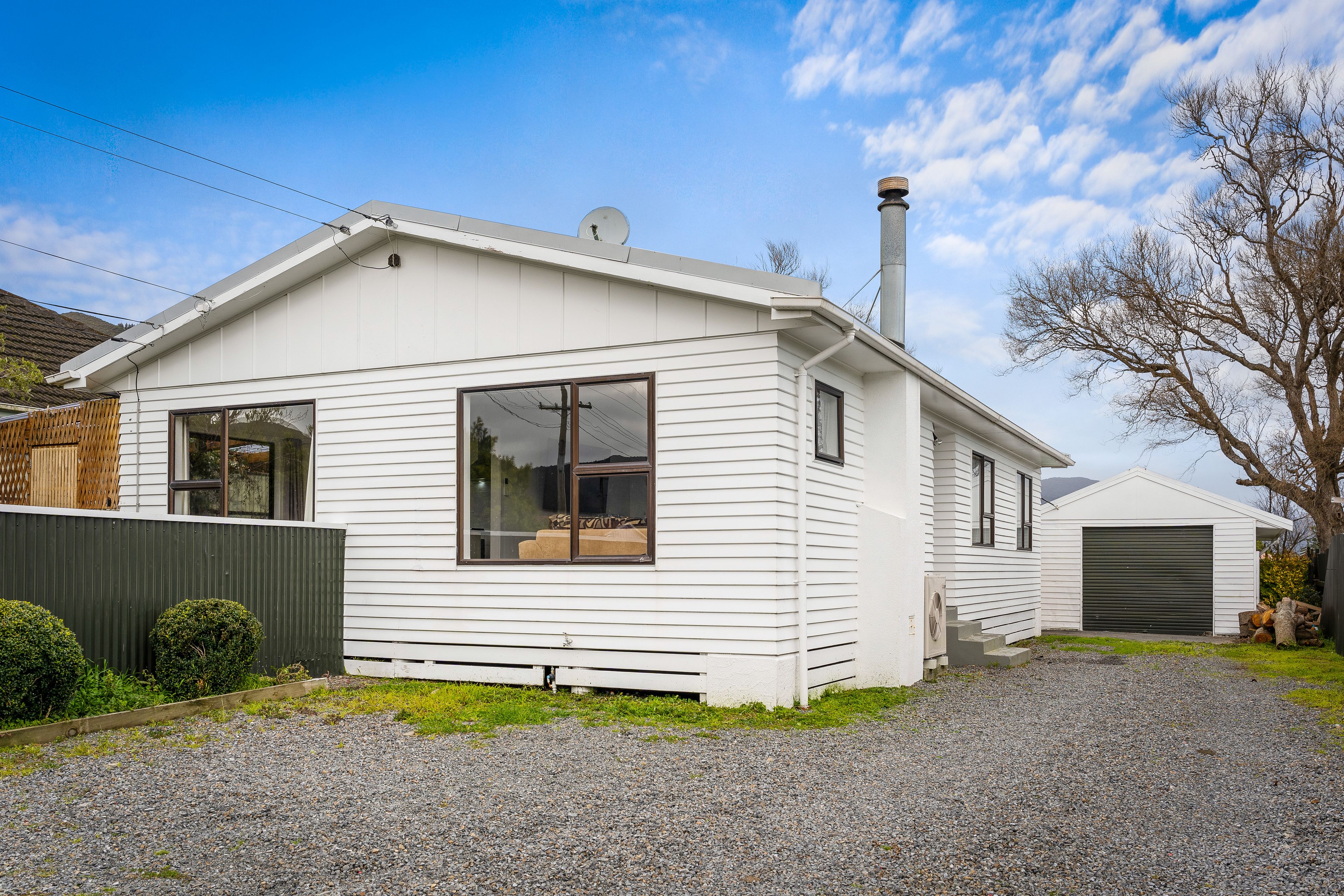 13 Donnelley Drive, Wainuiomata, Lower Hutt City, Wellington | Tall Poppy