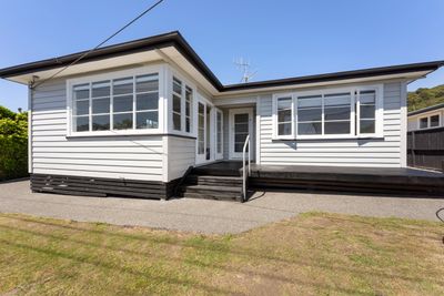 103 Wainuiomata Road, Wainuiomata, Lower Hutt City, Wellington | Tall Poppy 