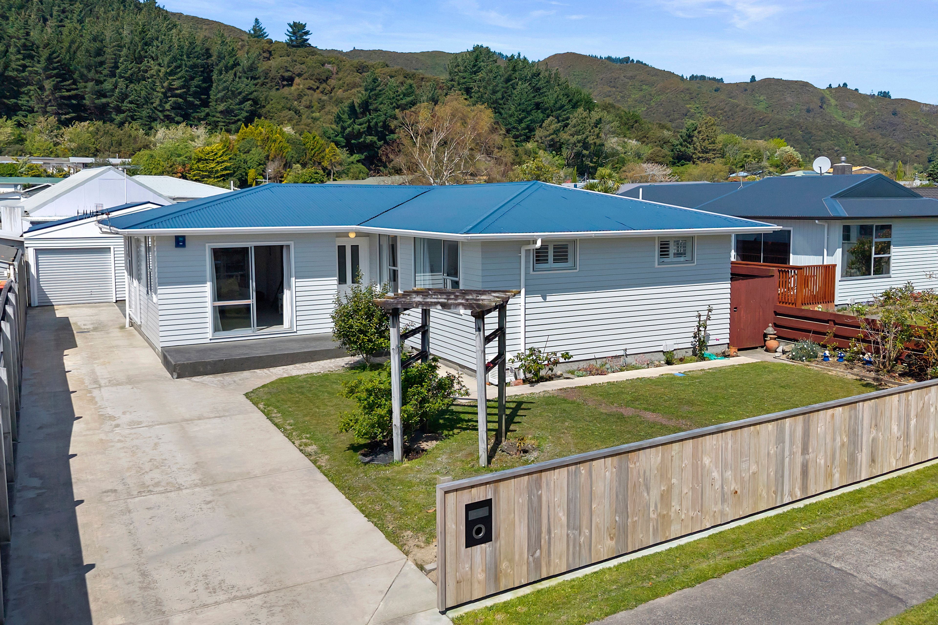 22 Berkeley Road, Wainuiomata, Lower Hutt City, Wellington | Tall Poppy