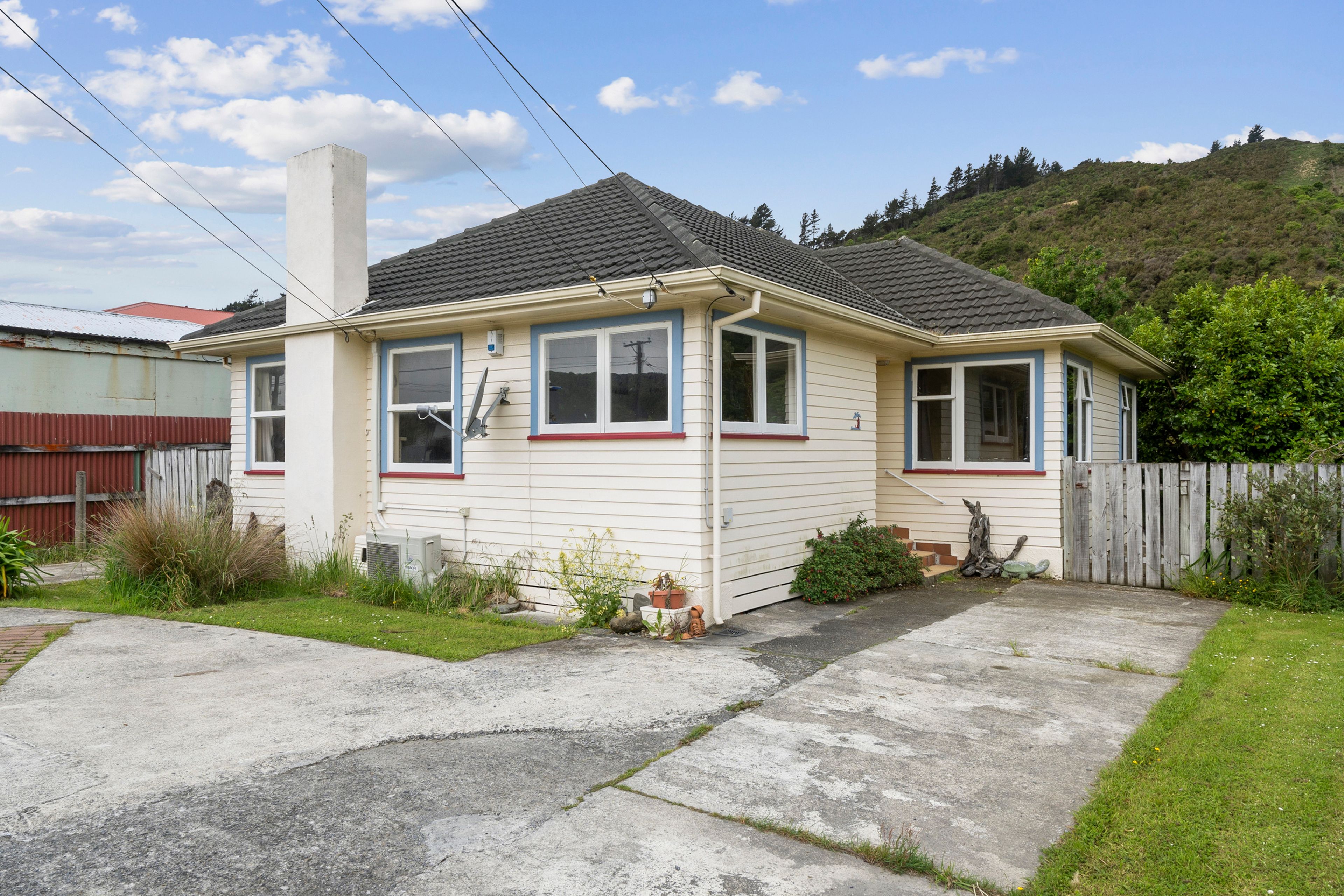 59 Peel Place, Wainuiomata, Lower Hutt City, Wellington | Tall Poppy