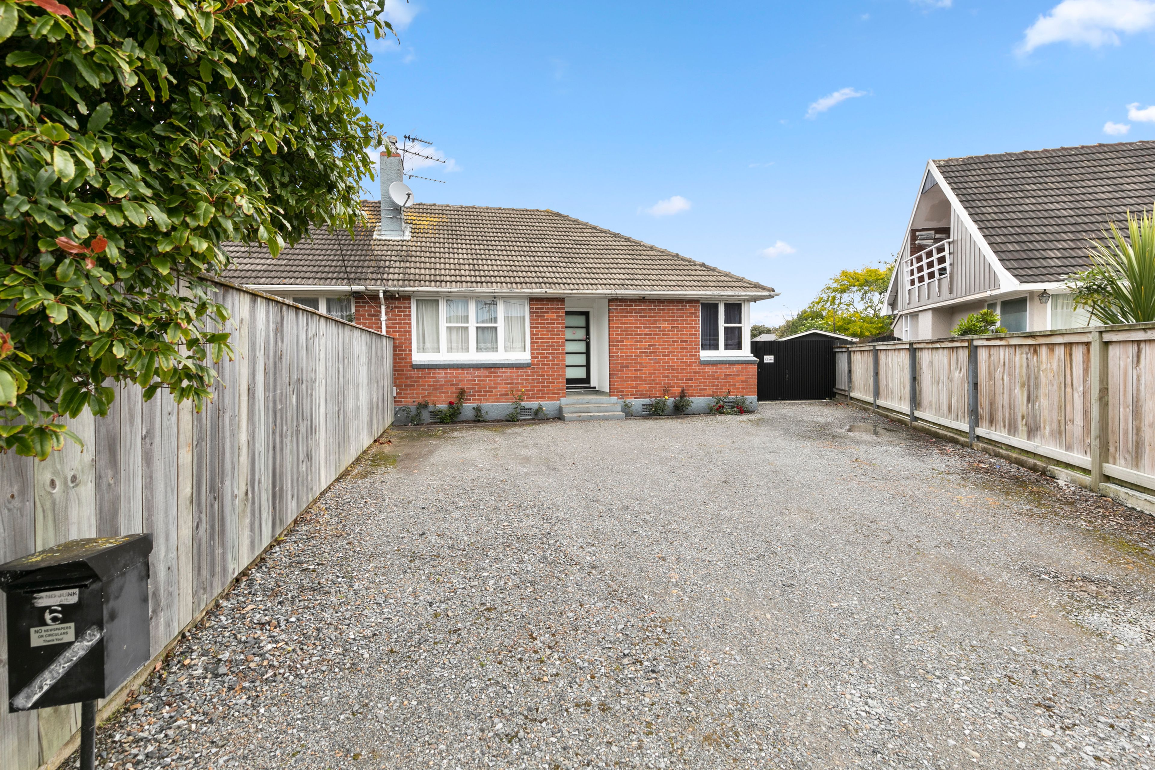 6 Johnston Grove, Taita, Lower Hutt City, Wellington | Tall Poppy