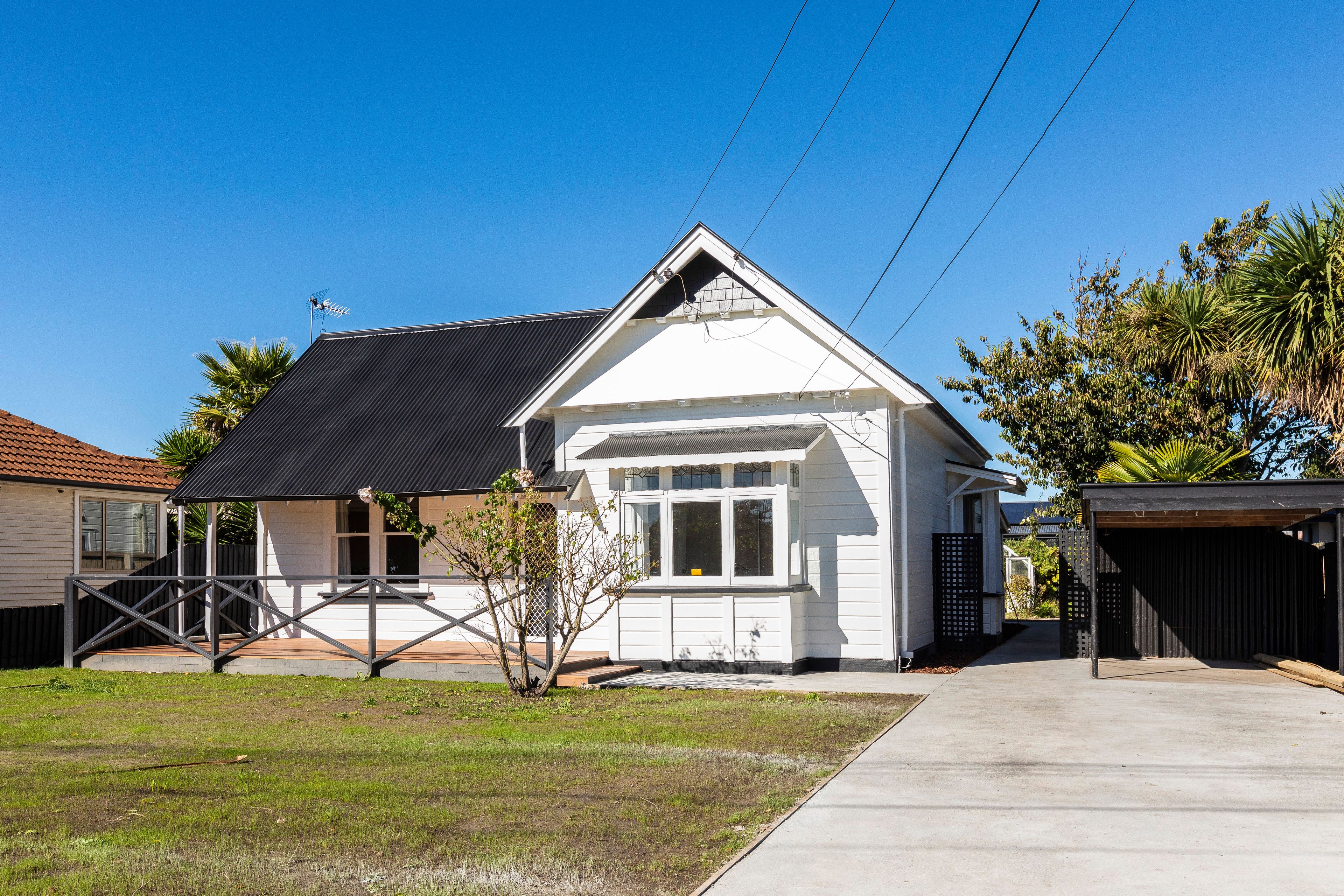 664 Avonside Drive, Avonside, Christchurch City, Canterbury | Tall Poppy