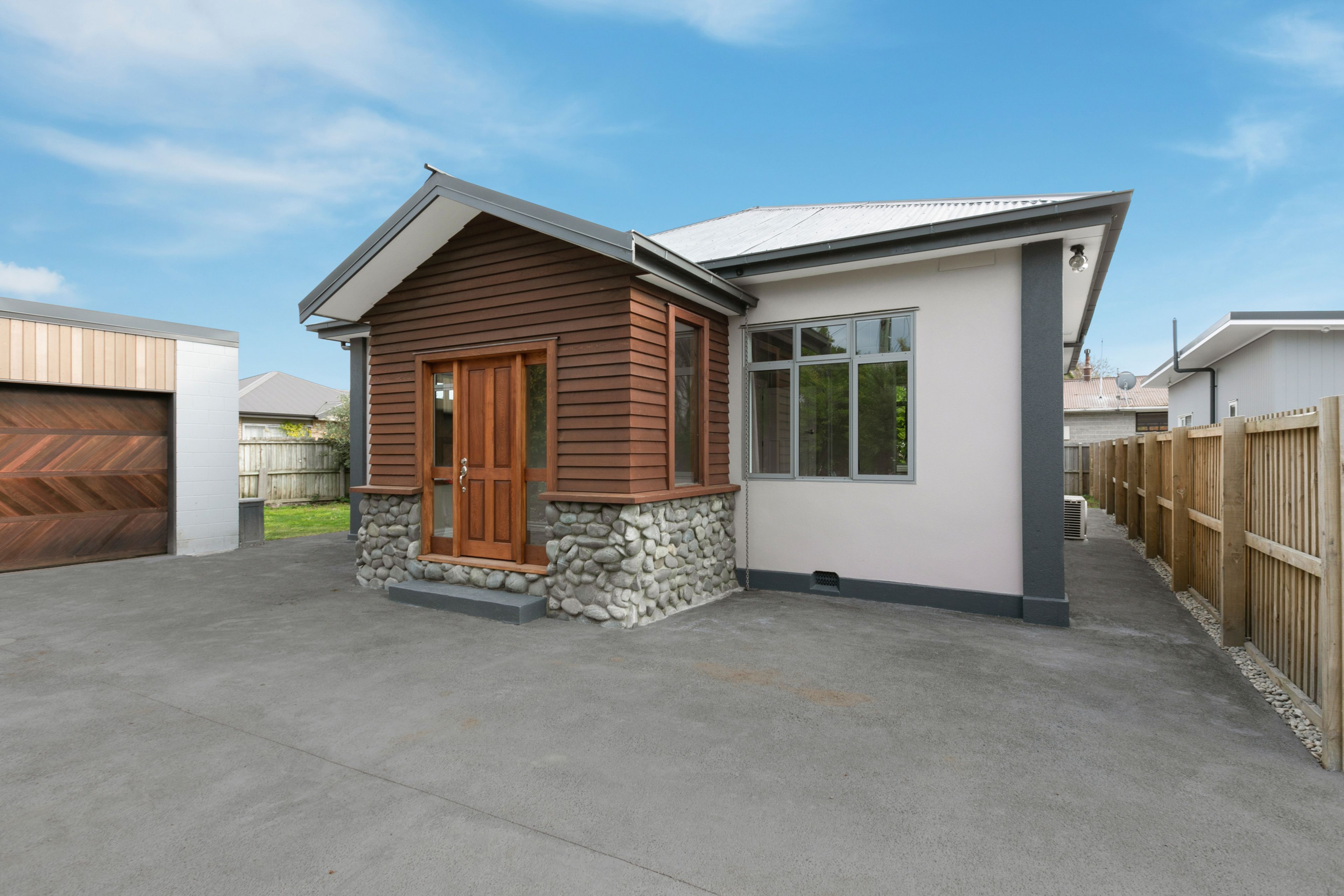 11 Stourbridge, Spreydon, Christchurch City, Canterbury | Tall Poppy