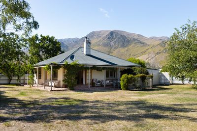 50A Chain Hills Highway, Omarama, Waitaki, Otago | Tall Poppy 