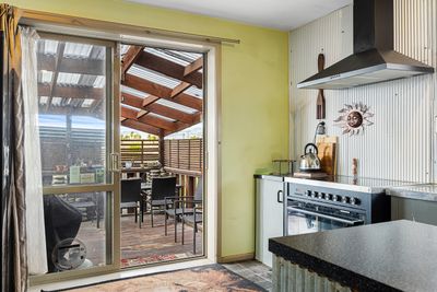 121 Cuthberts Road, Aranui, Christchurch City, Canterbury | Tall Poppy 
