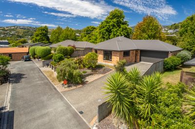 94 Fergusson Street, Stoke, Nelson | Tall Poppy 