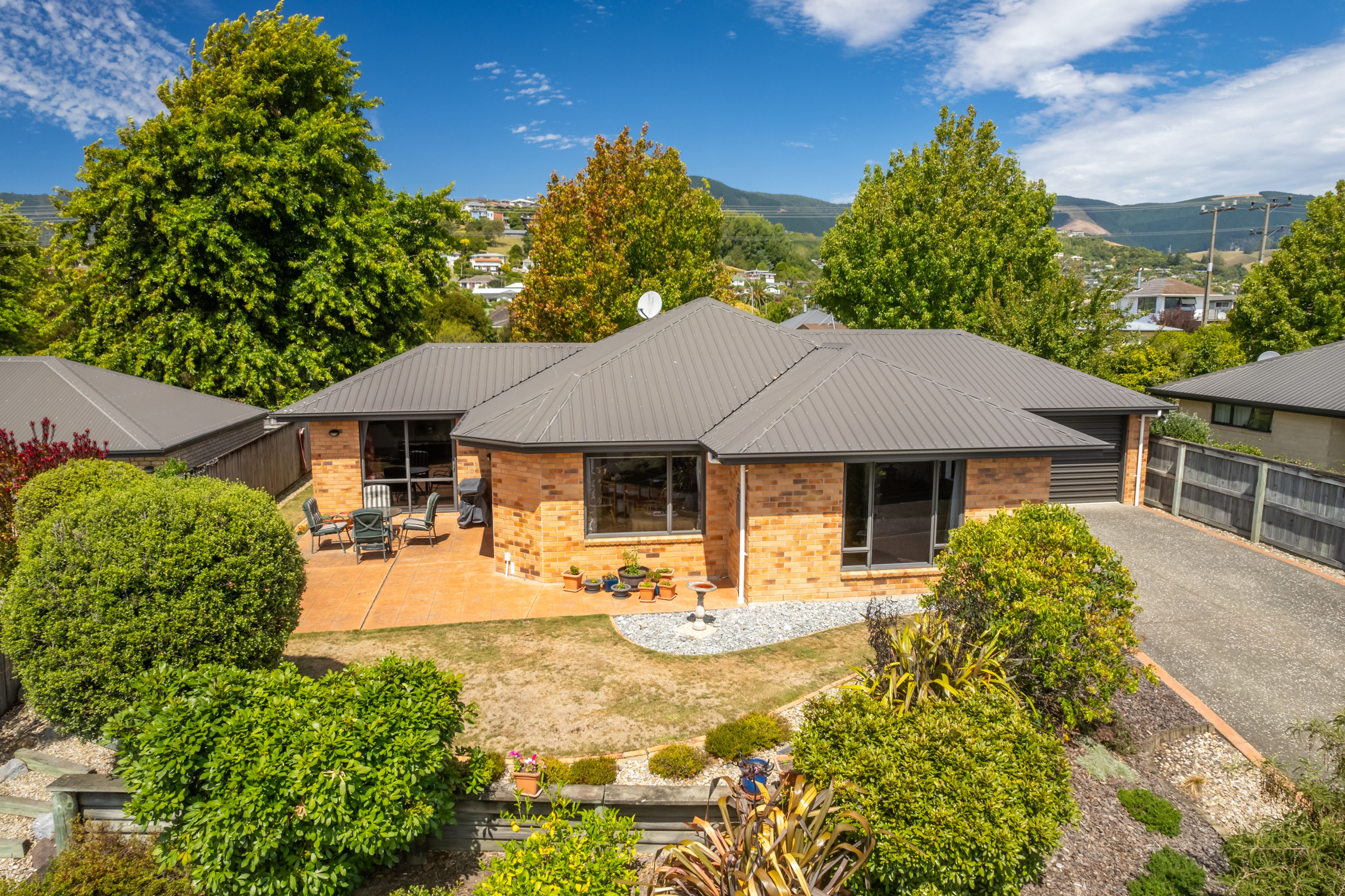 94 Fergusson Street, Stoke, Nelson | Tall Poppy