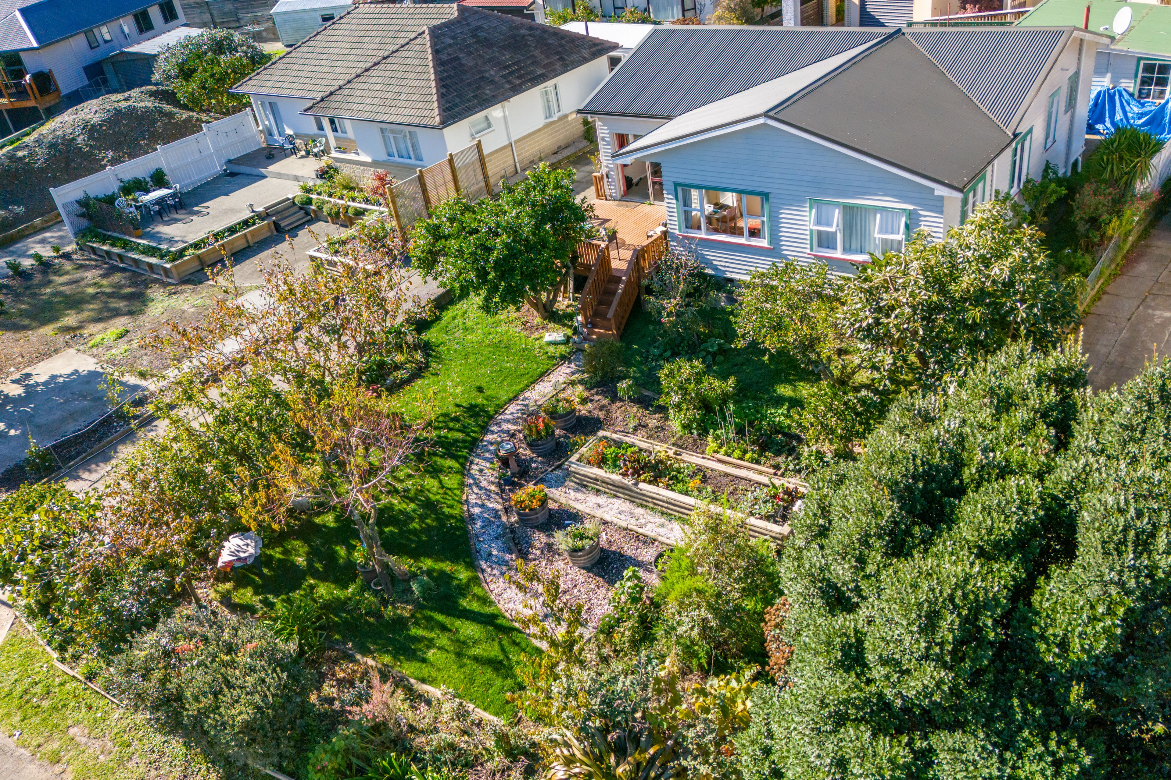 3 Clouston Terrace, Maitai, Nelson | Tall Poppy
