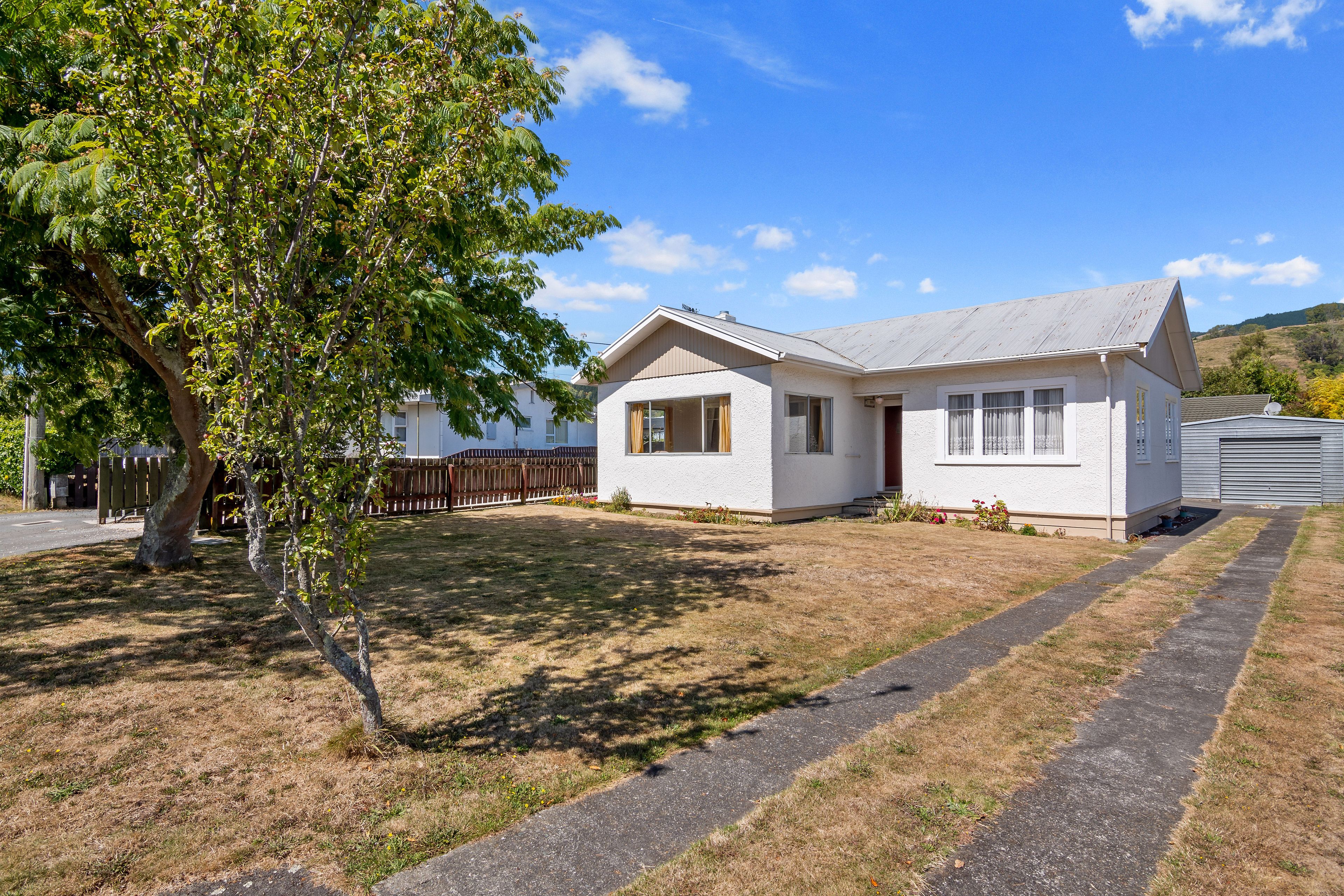 1/9 Willow Avenue, Stoke, Nelson | Tall Poppy