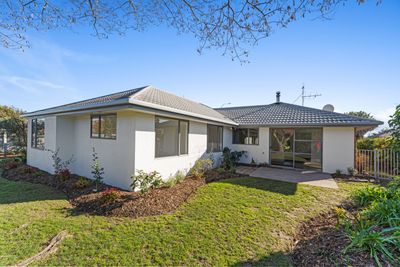 65 Kingsford Drive, Stoke, Nelson | Tall Poppy 