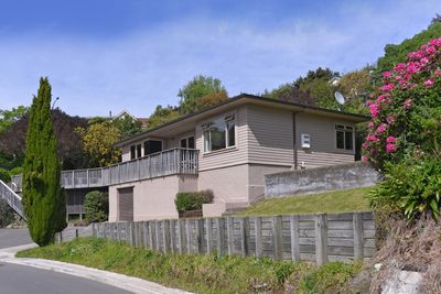 2 Queens Road, Stepneyville, Nelson | Tall Poppy 