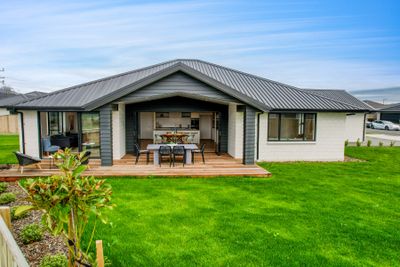 55 Oakdale Grove, Richmond, Tasman, Nelson | Tall Poppy 