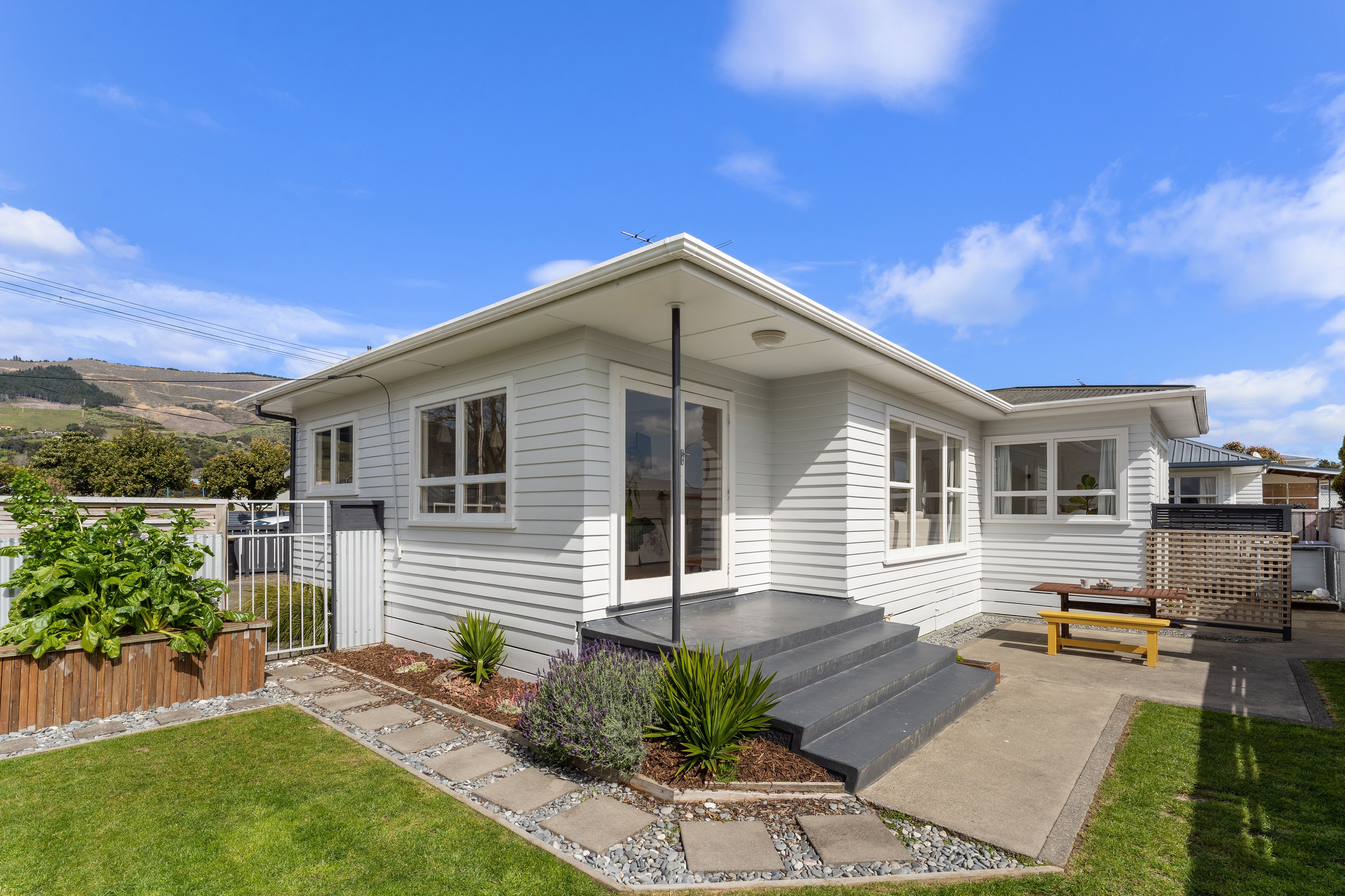 25 Gilbert Street, Richmond, Tasman, Nelson | Tall Poppy