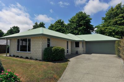 82 Fergusson Street, Stoke, Nelson | Tall Poppy 