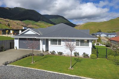 73 Sanctuary Drive, Stoke, Nelson | Tall Poppy 