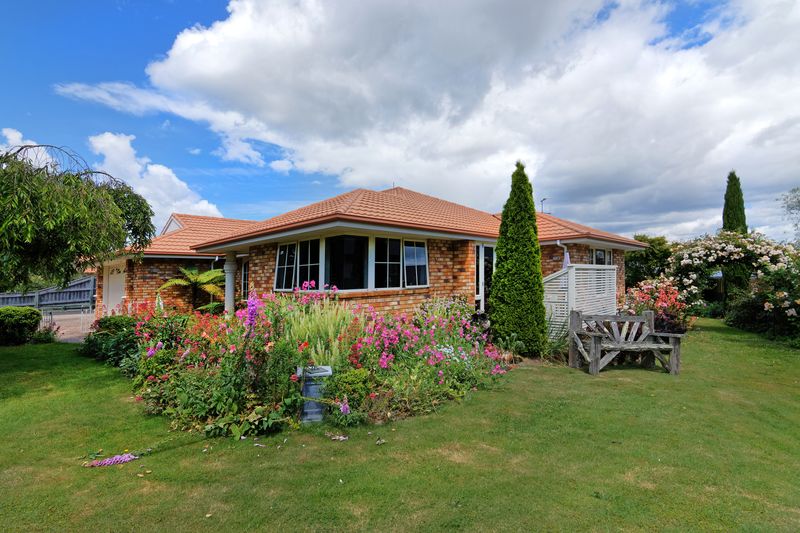 42 Otia Drive, Richmond, Tasman
