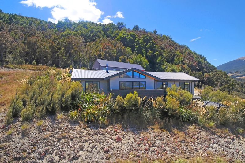 12 Glacial Terrace, St Arnaud, Tasman