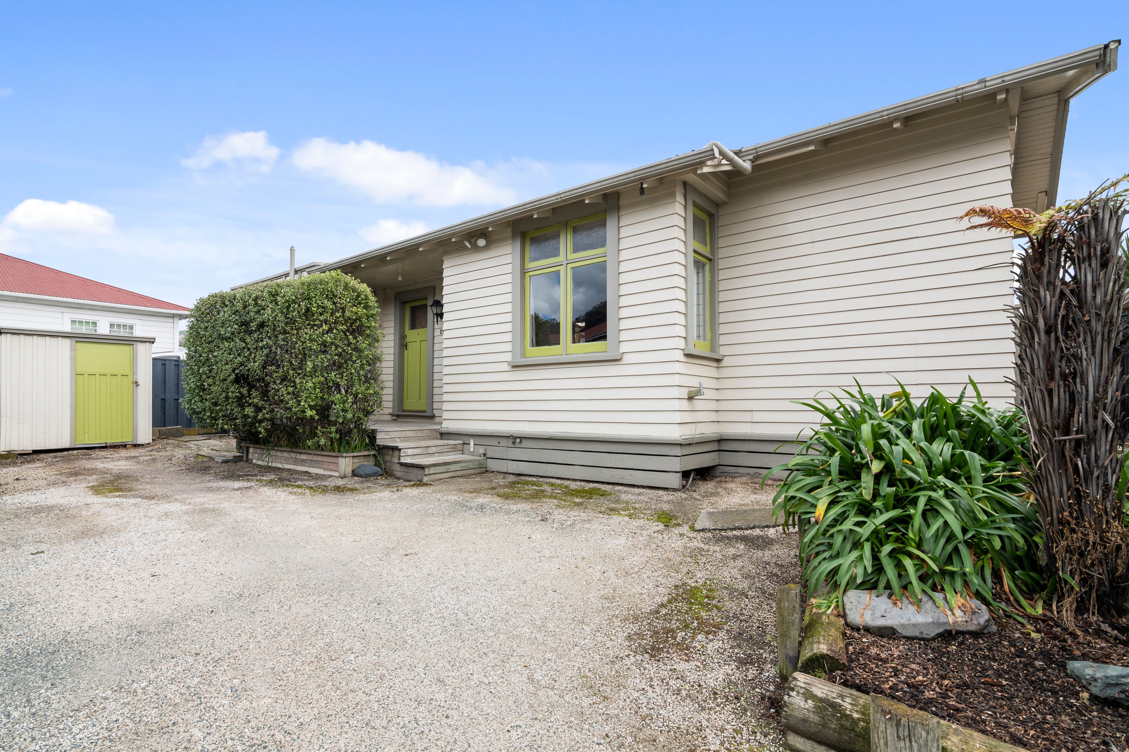 152 Toi Toi Street, Nelson Central, Nelson | Tall Poppy