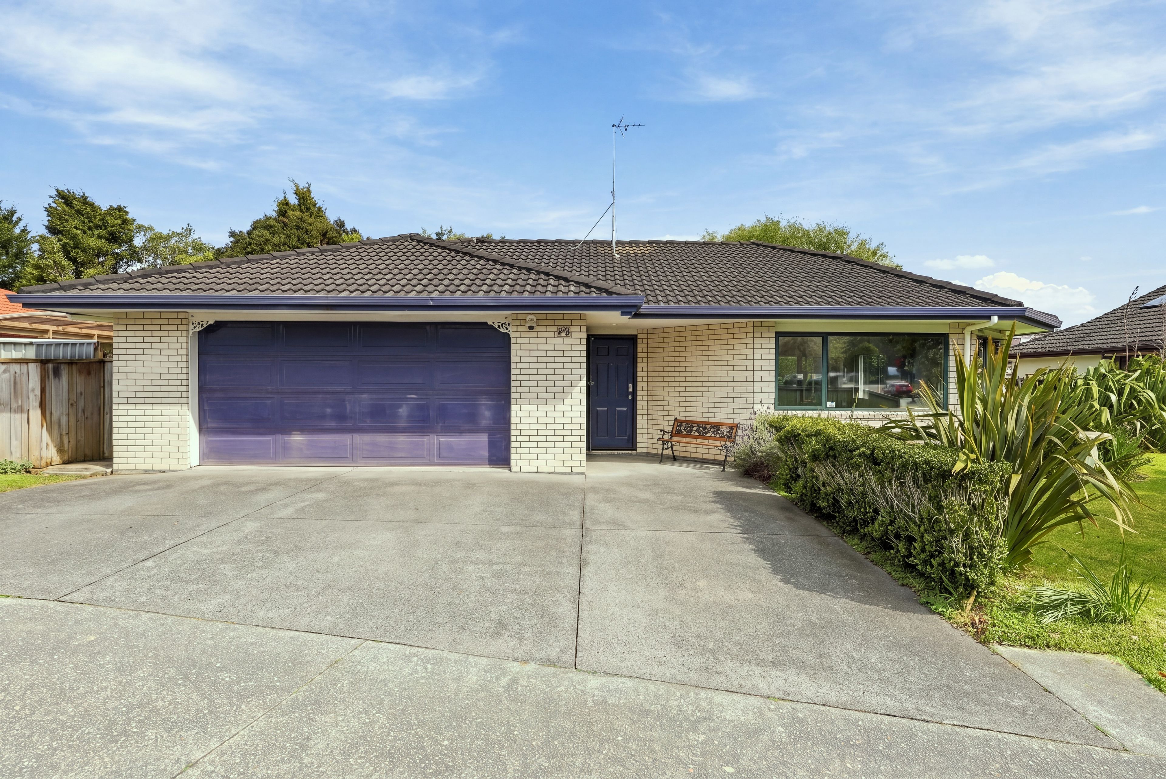 26 Swanson Oaks, Swanson, Waitakere City, Auckland | Tall Poppy