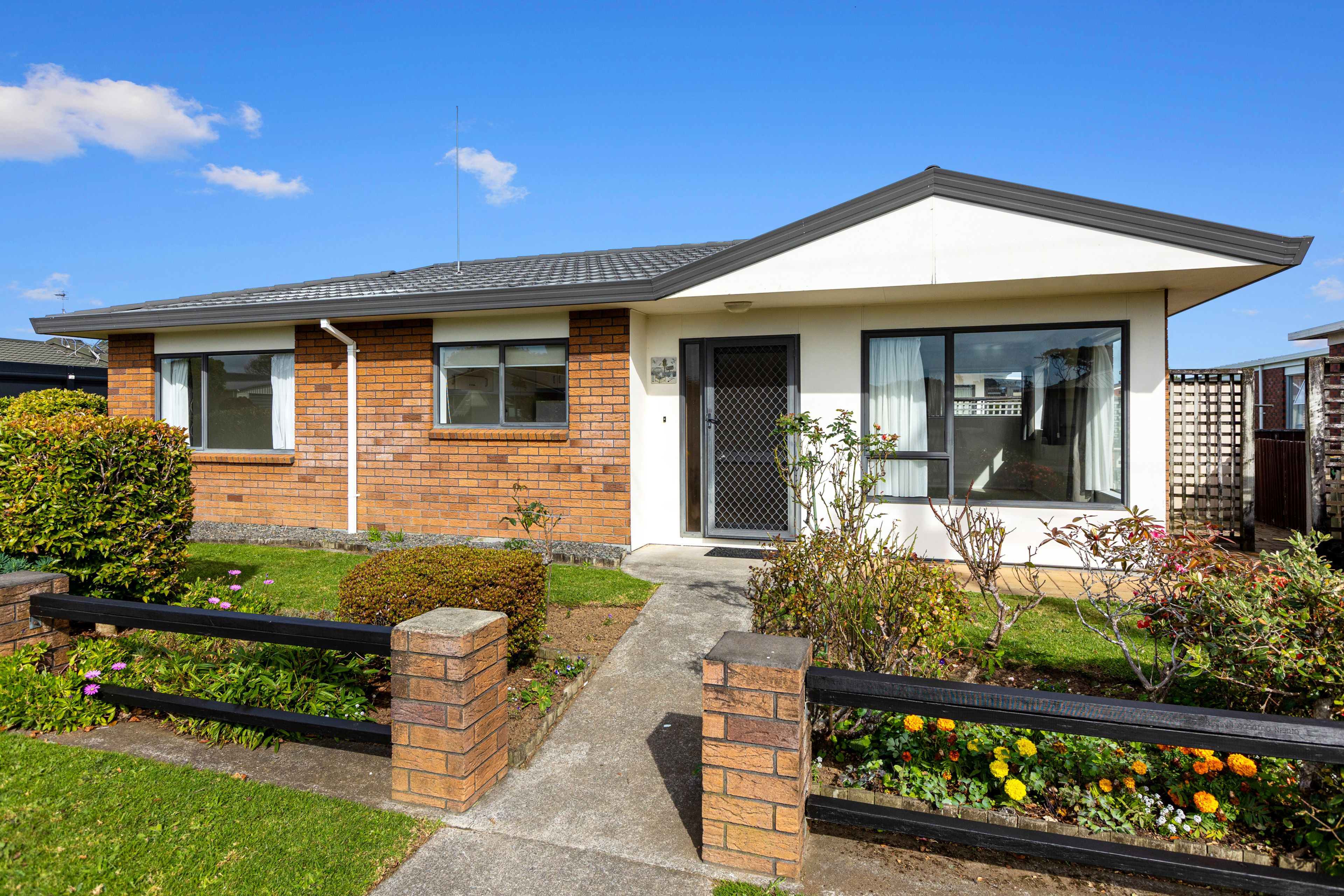 1/156 Carrington Street, Lower Vogeltown, New Plymouth, Taranaki | Tall Poppy