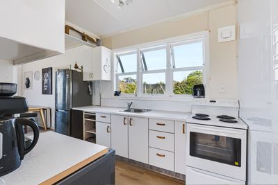 24 Tarahua Road, Vogeltown, New Plymouth, Taranaki | Tall Poppy 