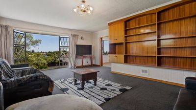 216 Frankley Road, Frankleigh Park, New Plymouth, Taranaki | Tall Poppy 