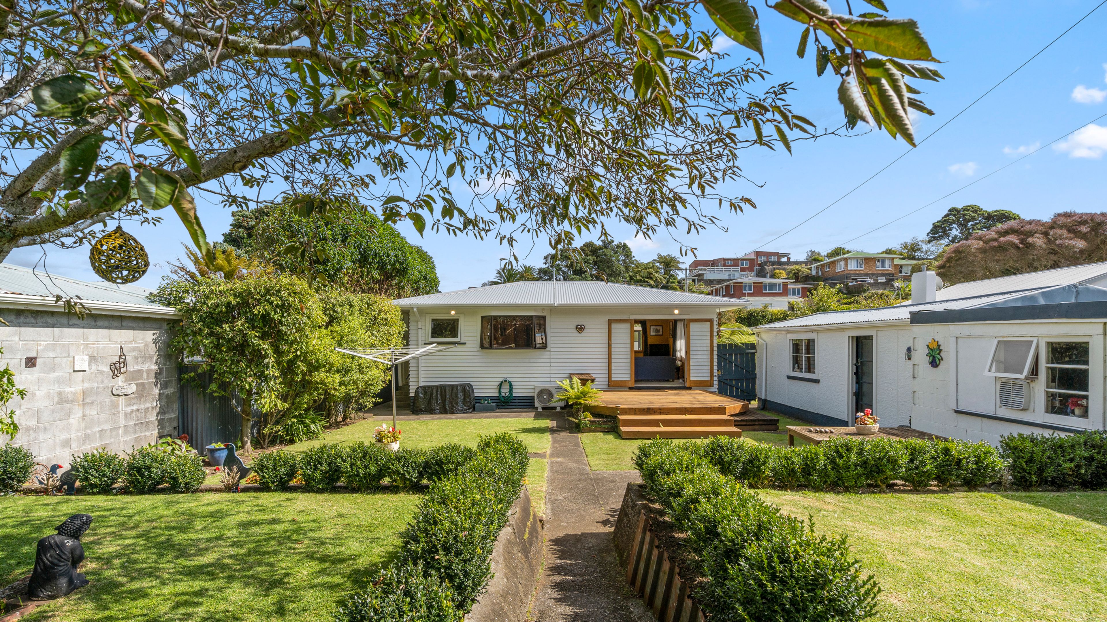 81 Bayly Road, Blagdon, New Plymouth, Taranaki | Tall Poppy