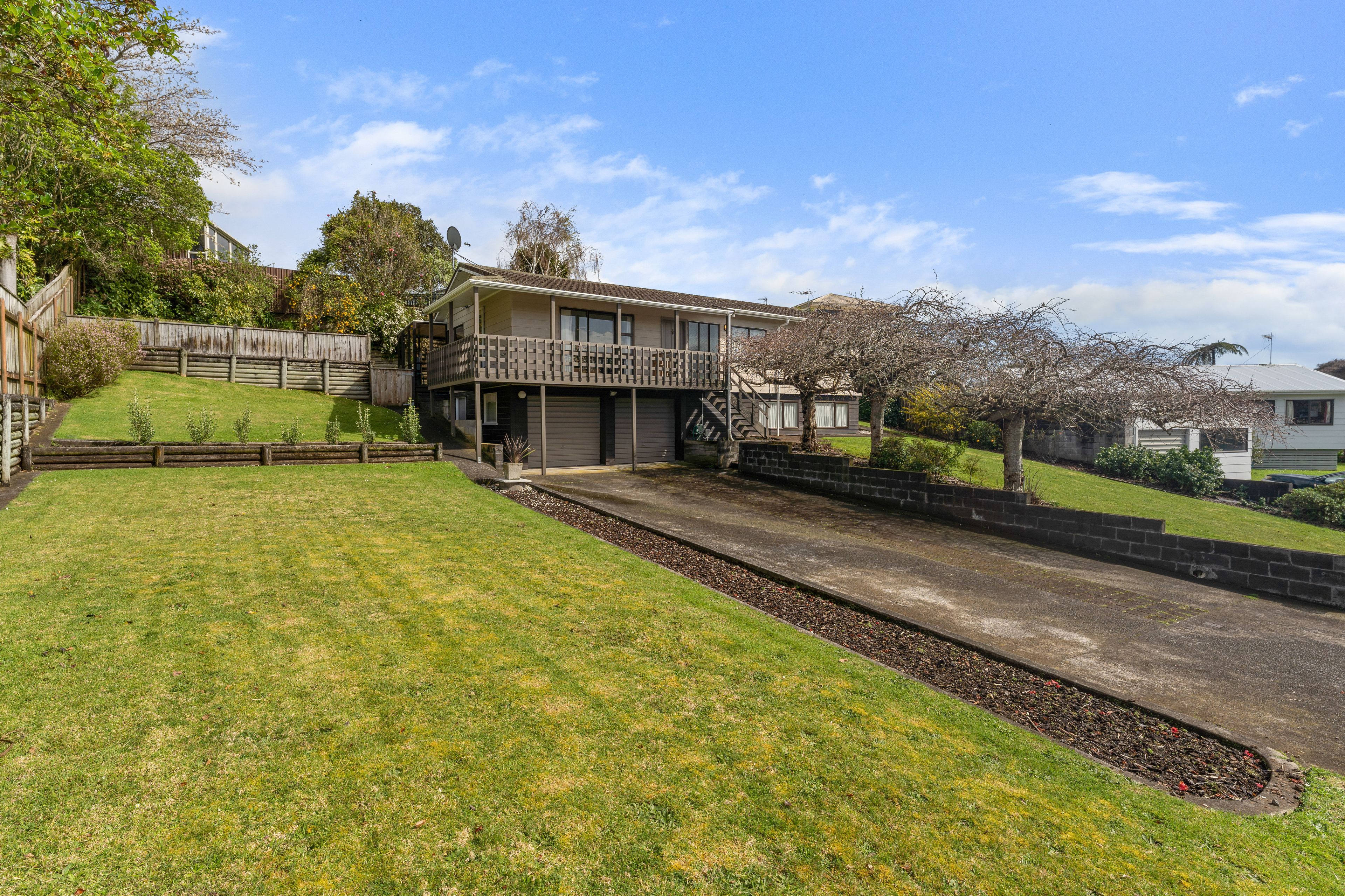 6 Winstone Place, Highlands Park, New Plymouth, Taranaki | Tall Poppy