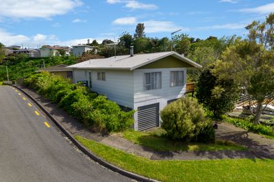 14 Shaldon Crescent, Blagdon, New Plymouth, Taranaki | Tall Poppy 