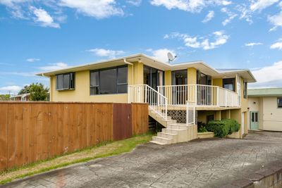 3 Hillcrest Street, Glen Avon, New Plymouth, Taranaki | Tall Poppy 