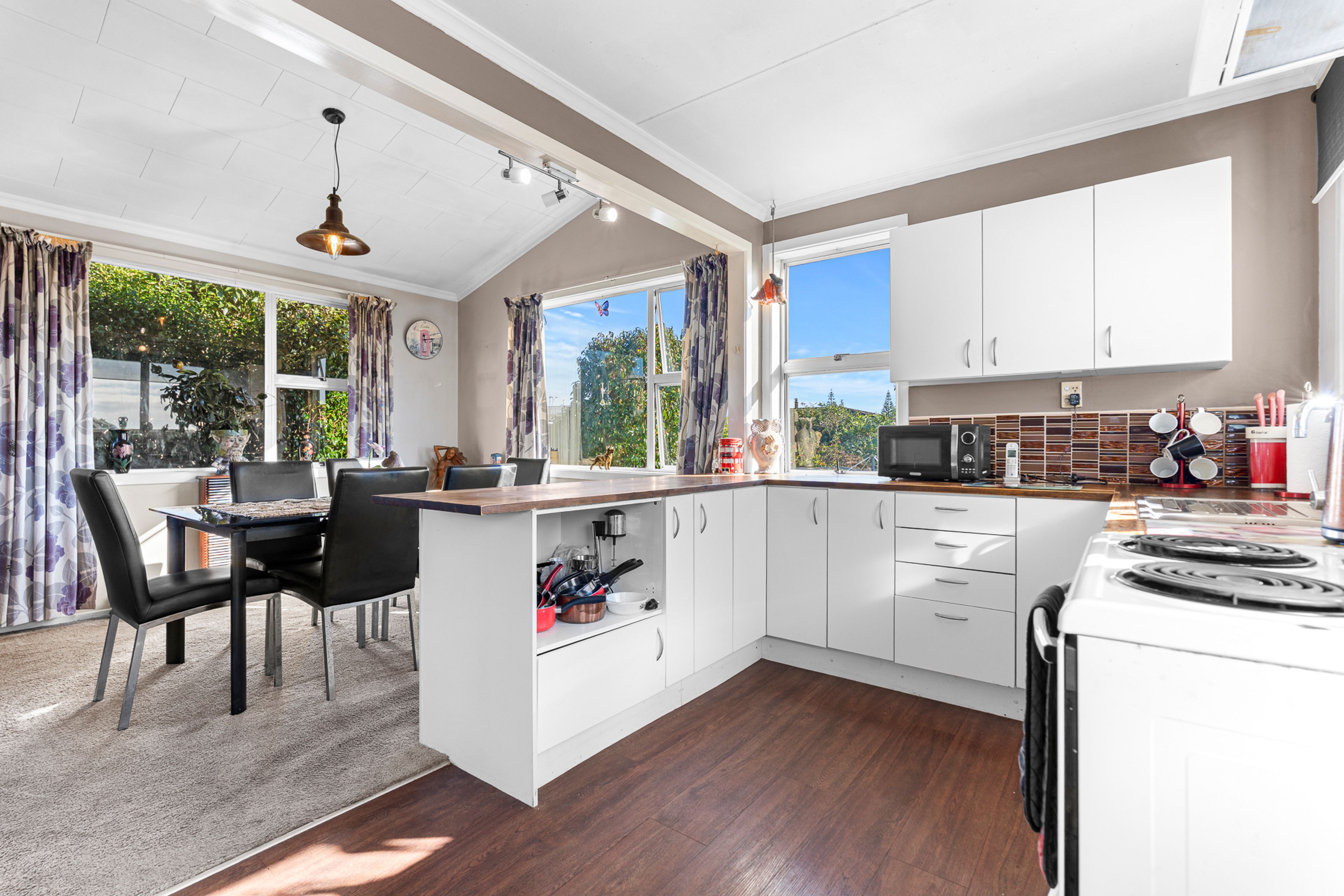 157 Parklands Avenue, Bell Block, New Plymouth, Taranaki | Tall Poppy