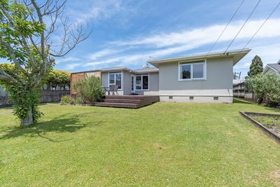 213 Frankley Road, Frankleigh Park, New Plymouth, Taranaki | Tall Poppy 