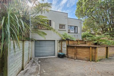 20 Parris Street, Moturoa, New Plymouth, Taranaki | Tall Poppy 