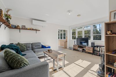 70 Glenpark Avenue, Frankleigh Park, New Plymouth, Taranaki | Tall Poppy 