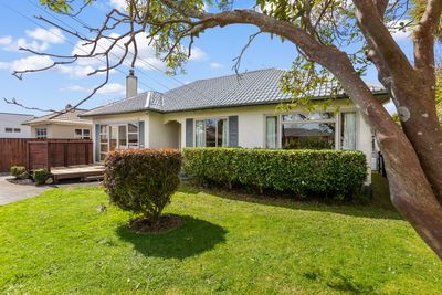 121 Govett Avenue, Frankleigh Park, New Plymouth, Taranaki | Tall Poppy 