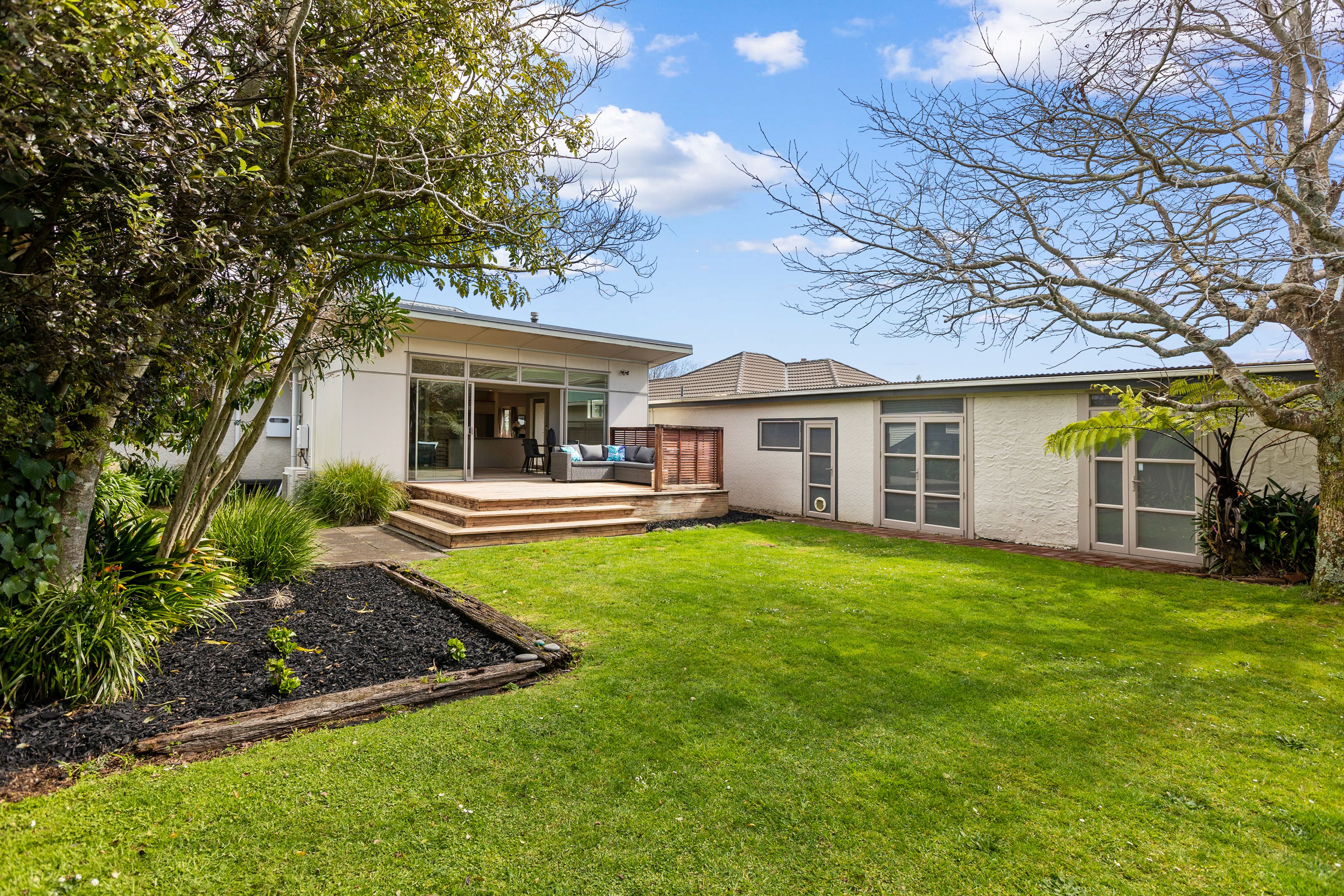 121 Govett Avenue, Frankleigh Park, New Plymouth, Taranaki | Tall Poppy