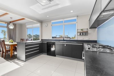 4 Carver Place, Lynmouth, New Plymouth, Taranaki | Tall Poppy 