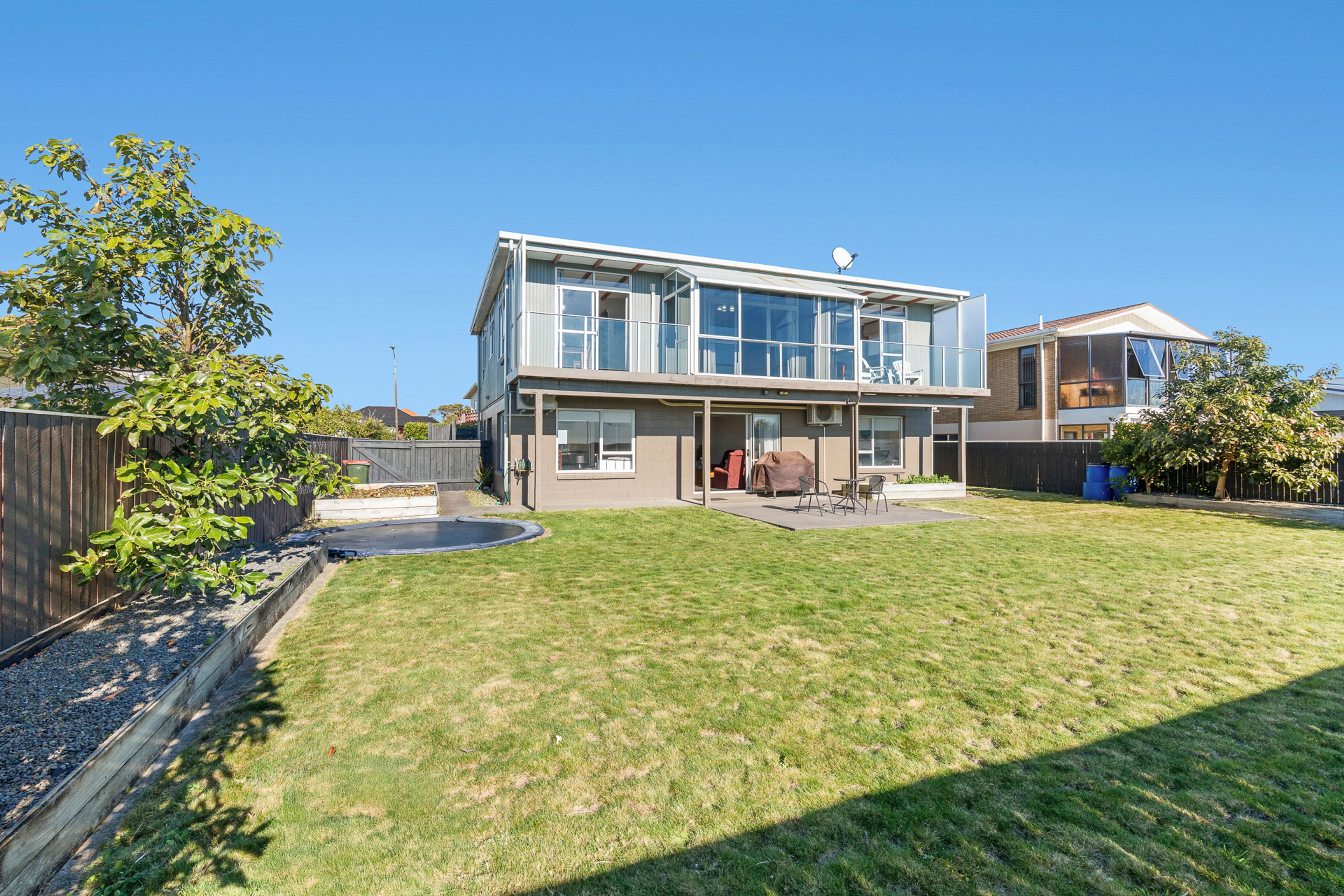 4 Carver Place, Lynmouth, New Plymouth, Taranaki | Tall Poppy