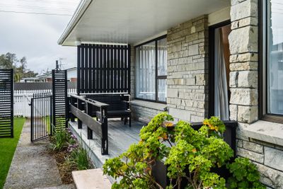 2 Tiverton Crescent, Whalers Gate, New Plymouth, Taranaki | Tall Poppy 
