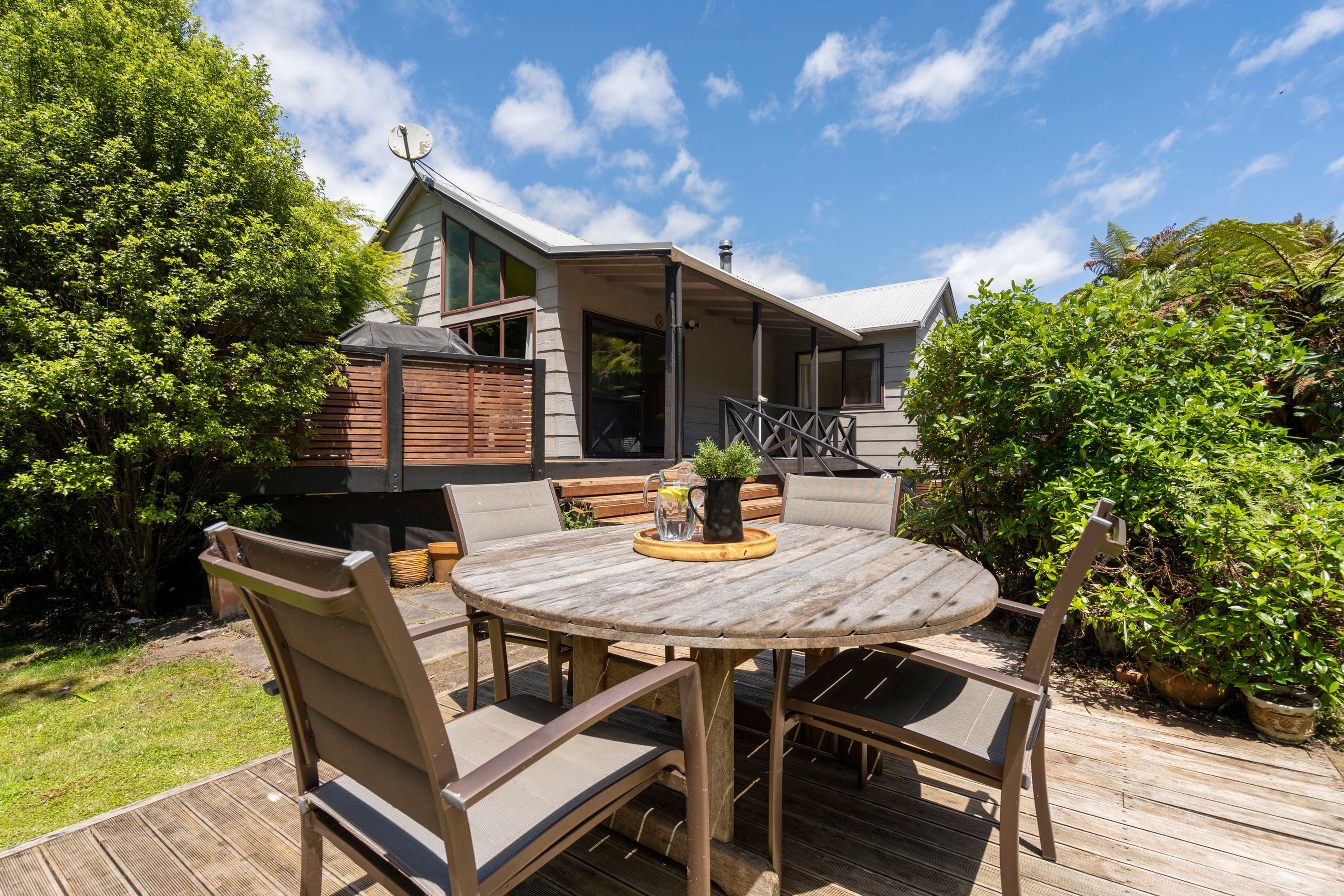 19 Thames Street, Welbourn, New Plymouth, Taranaki | Tall Poppy