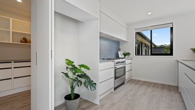 26 Smith St, Lepperton, New Plymouth, Taranaki | Tall Poppy 