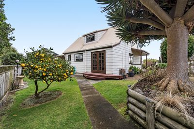 103E Barrett Road, Whalers Gate, New Plymouth, Taranaki | Tall Poppy 