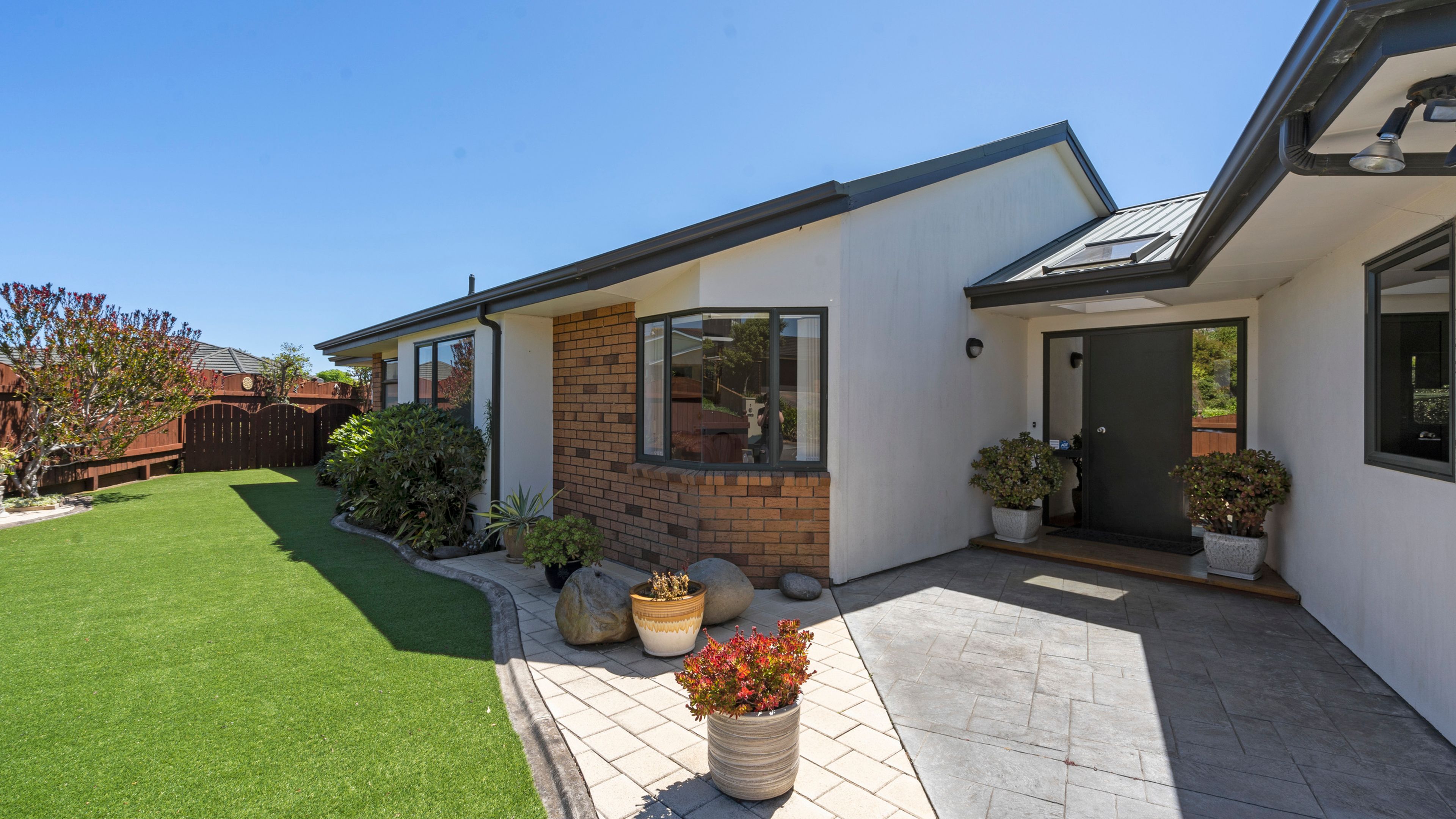 6 Whalers Rise, Whalers Gate, New Plymouth, Taranaki | Tall Poppy