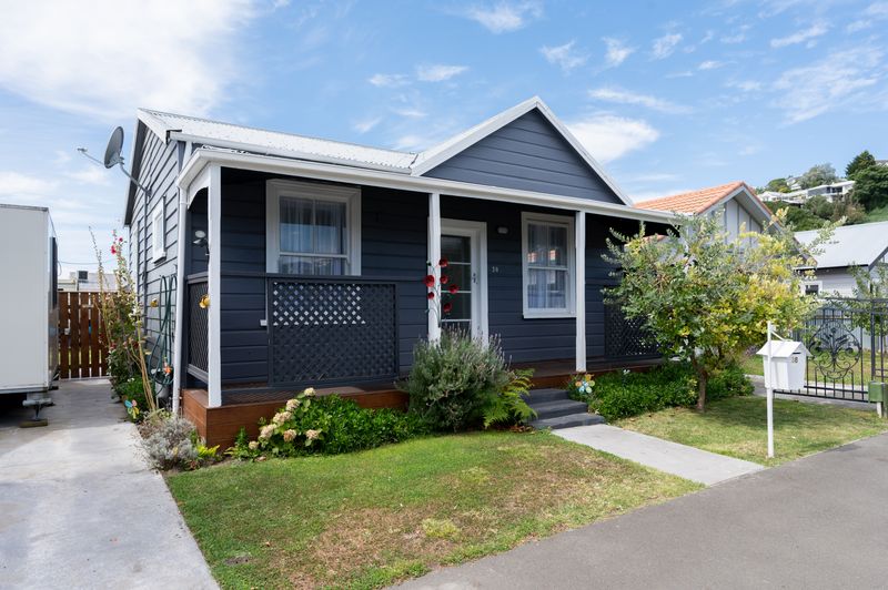 38 Ossian Street, Ahuriri, Napier City, Hawkes Bay Tall Poppy