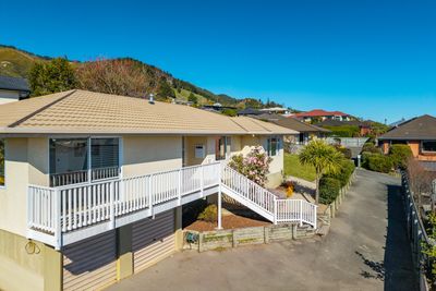 27 Idesia Grove, Richmond, Tasman, Nelson | Tall Poppy 