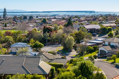 27 Idesia Grove, Richmond, Tasman, Nelson | Tall Poppy 
